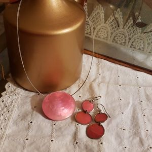 Mix Culture Pink Capiz Shell Necklace and Earrings